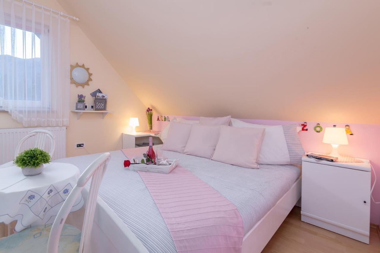 Apartments Sara Bohinj ภายนอก รูปภาพ